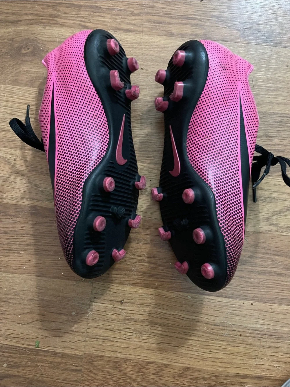 Nike Jr. Bravata Il FG Pink Black Soccer Cleats Girls 2.5 youth